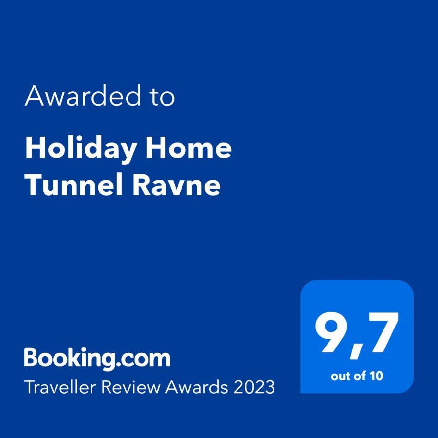 Holiday Home Tunnel Ravne Вісоко Екстер'єр фото